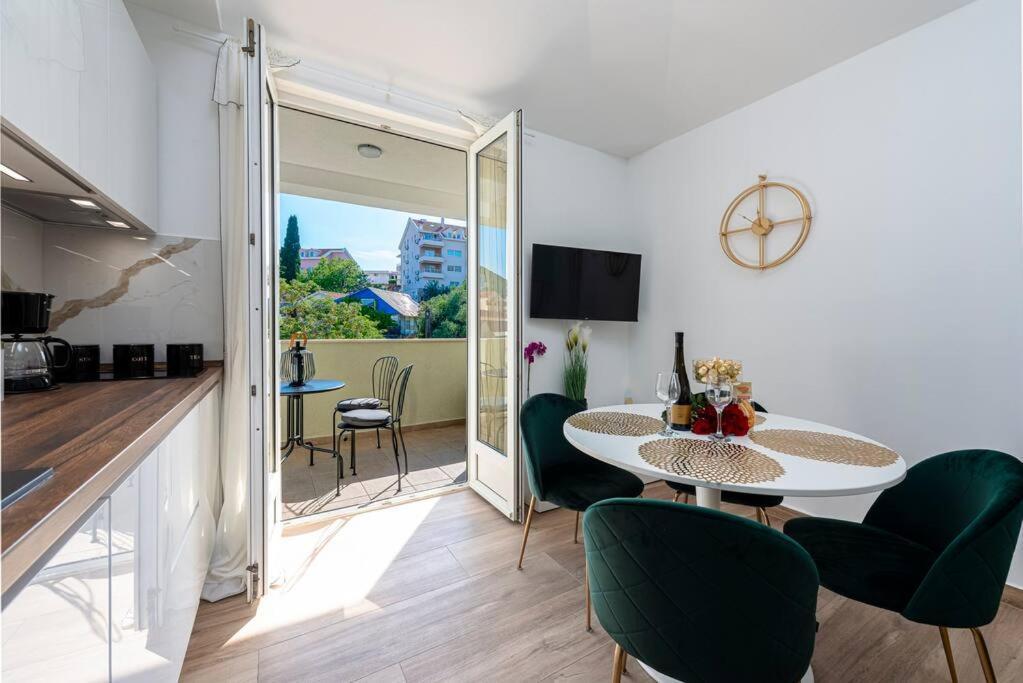 Apartment Kate With Free Parking Дубровник Экстерьер фото